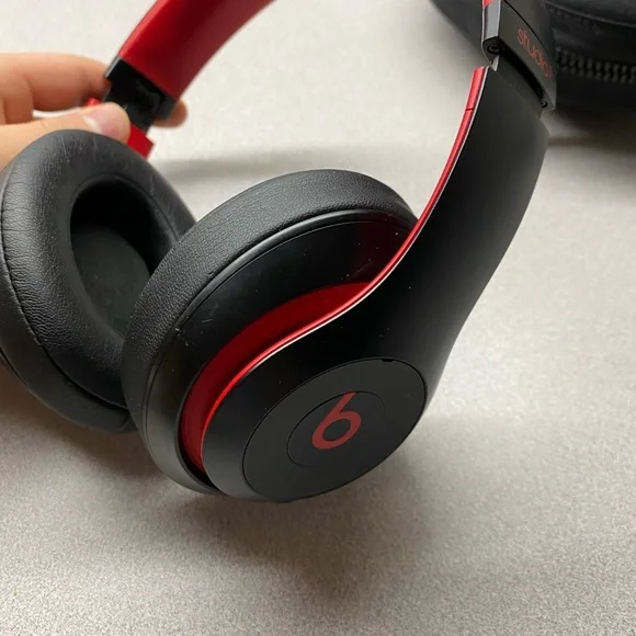 Beats Studio 3 Wireless - Picture 4 of 8